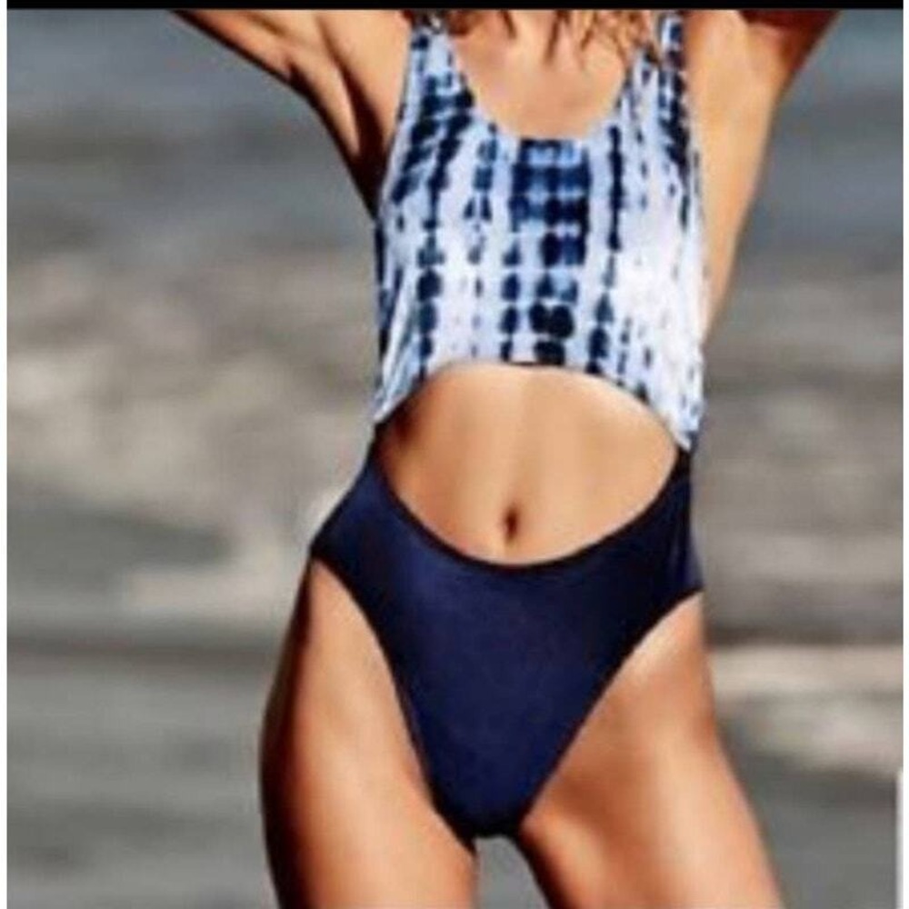 Victoria's Secret VS PINK velour | velvet swim suit size medium